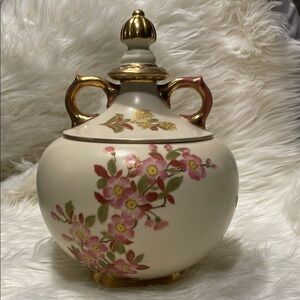 Elegant Floral Ceramic Jar with Gold Accents